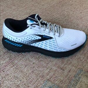 BROOKS Adrenaline GTS 21 Men’s Running Shoes White Gray Blue Size 12